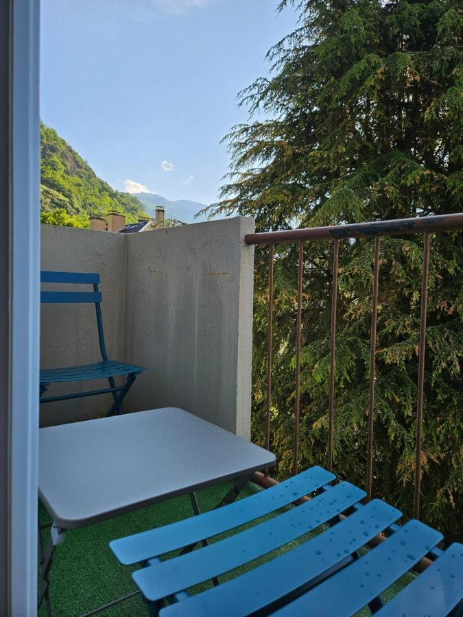 Chez Louise, Appartement T3 A Deux Pas Du Centre Bagnères-de-Luchon Eksteriør billede